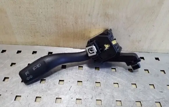 Audi A3 S3 A3 Sportback 8P Indicator stalk 8P0953513A