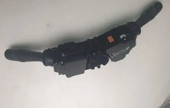 Toyota Corolla E160 E170 Wiper turn signal indicator stalk/switch