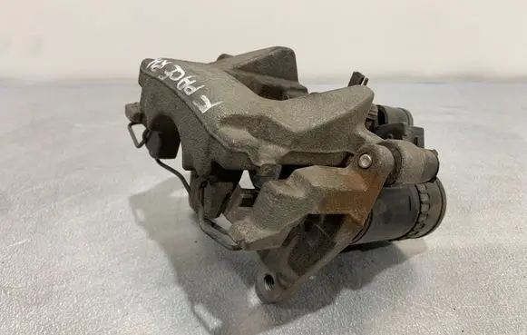 Jaguar F-Pace Rear brake caliper GX732K327BF