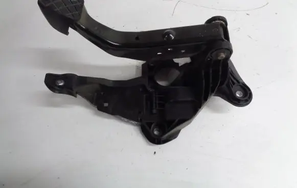 Volkswagen Polo V 6R Brake pedal 6C1721058D 210417064723