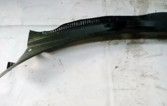Audi A3 S3 8L Wiper trim