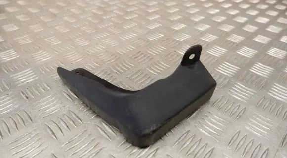 Toyota Yaris XP210 Front mudguard PW3890D000