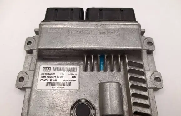 Peugeot 3008 II Engine control unit/module 9809447980 9822456680 28559438