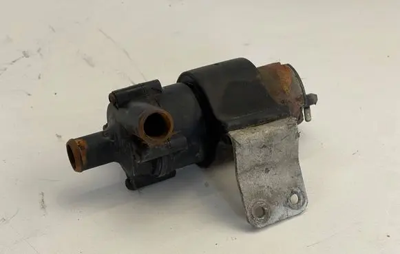 Mercedes-Benz SLK R170 Electric auxiliary coolant/water pump A1708300214