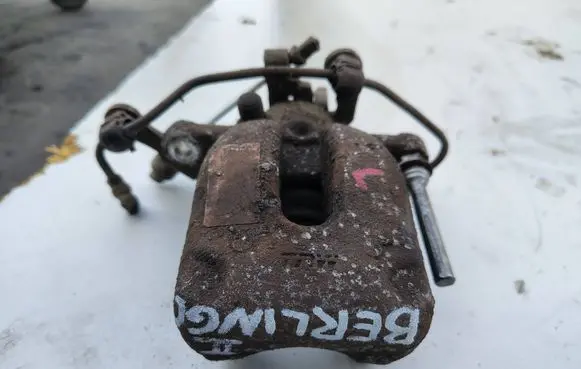 Citroen Berlingo Rear brake caliper