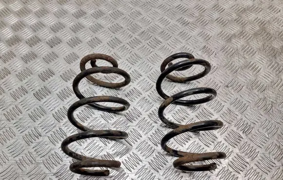 Nissan Note (E11) Rear coil spring