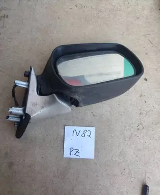 Mazda 323 Front door electric wing mirror 2374732