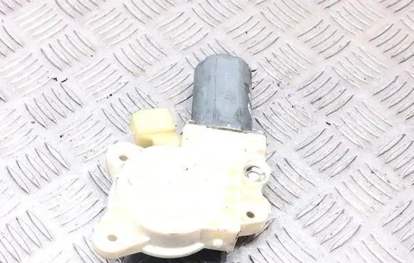 Mercedes-Benz E W211 Front door window regulator motor A2118203042 993627101 0130821971