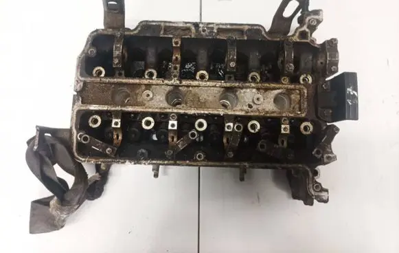 Opel Corsa C Engine head 90400234