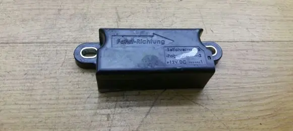 Mercedes-Benz CLS C219 Airbag deployment crash/impact sensor A0038200726Q02