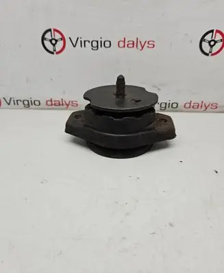 Volkswagen Transporter - Caravelle T4 Engine mount bracket 701399201