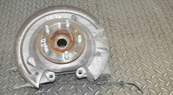 Land Rover Discovery 5 Rear wheel hub
