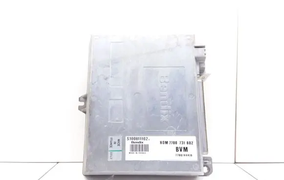 Renault 19 Engine control unit/module S100811102 7700744410