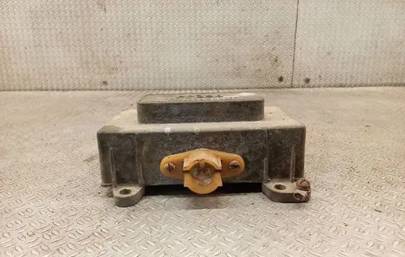 GAZ 24-10 Ignition amplifier control unit 39407112B
