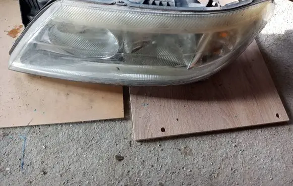 Renault Laguna II Headlight/headlamp 8200002845