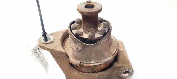 Opel Astra H Engine mount bracket 24427641