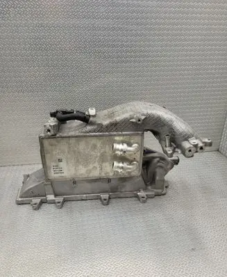 Volkswagen Passat Alltrack Intake manifold 05L129766S