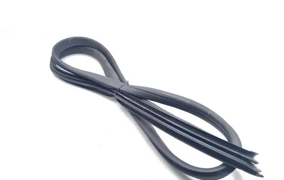 Ford Fiesta Rubber seal front door (on door) 