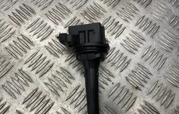 Volvo XC70 High voltage ignition coil 1220703014