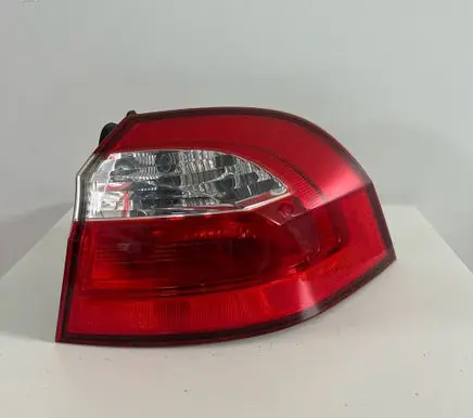 KIA Rio Rear/tail lights 92402-1W2