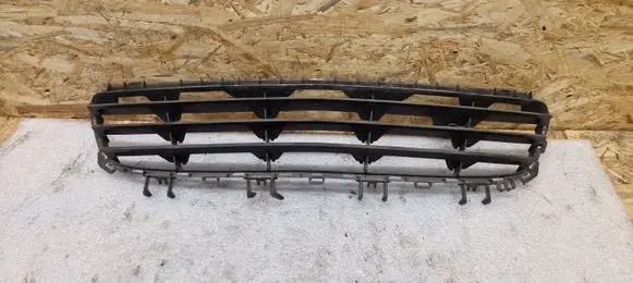 Opel Astra H Front bumper lower grill 375768702