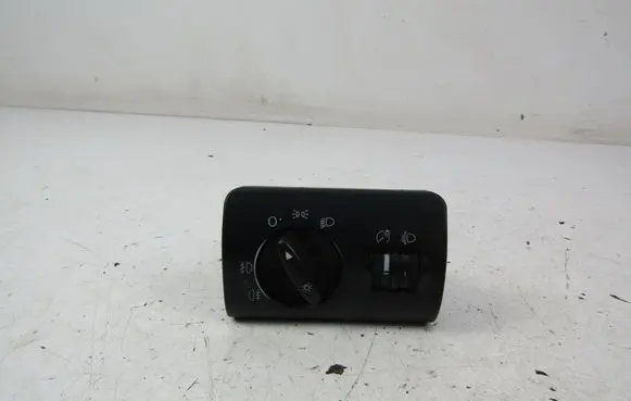 Audi A6 Allroad C5 Light switch 