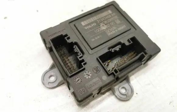 Volvo V70 Door control unit/module 31343468AA 1009406200