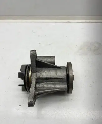 Land Rover Discovery 4 - LR4 Water pump 9X2Q8501AA