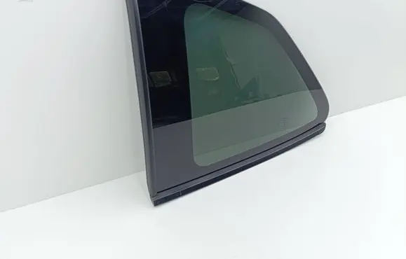 Subaru Forester SK Rear side window