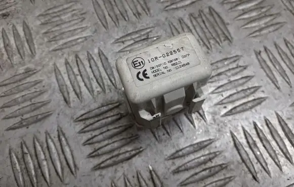 Suzuki Swift I Immobilizer control unit/module 37190-62J10