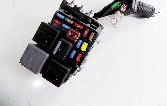 Volvo V60 Fuse module