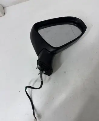 Toyota Avensis T270 Front door electric wing mirror E11026983