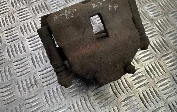 Nissan Almera Tino Front brake caliper