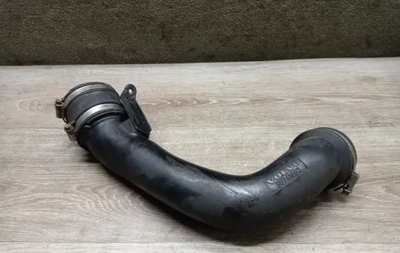 Volvo S80 Intercooler hose/pipe 30741667