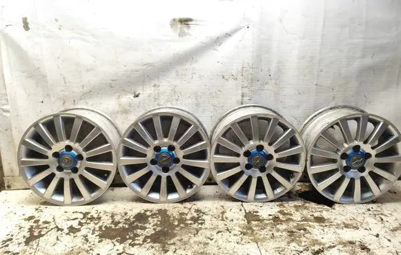 R16 alloy rim
