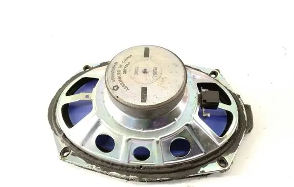 Fiat Freemont Front door speaker 05064358AB 3082 26777A4