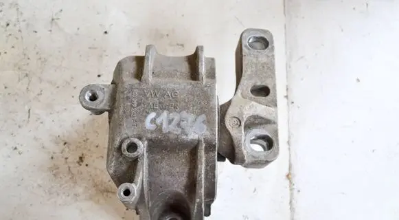 Volkswagen Eos Engine mount bracket 1K0199262AT