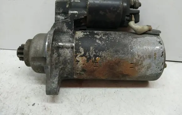 Volkswagen New Beetle Starter motor 02A911023P 96104 0101125012