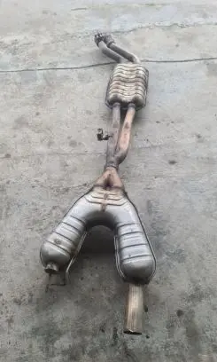 BMW 5 E39 Muffler/silencer 7504993 1437650