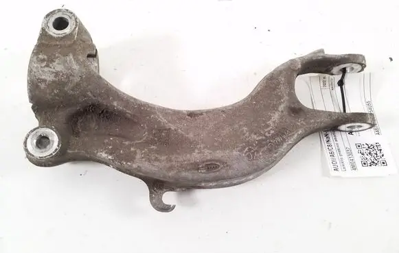 Audi A6 S6 C8 4K Lower shock absorber bracket 4M0413037