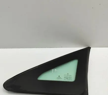 Mercedes-Benz Vito Viano W447 Front triangle window/glass A4476730105 A4476730305