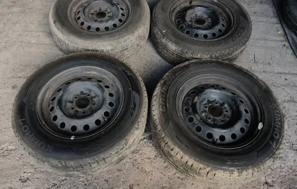 Mitsubishi Outlander R16 steel rim 
