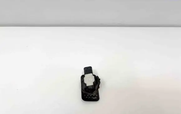 Mercedes-Benz SL R231 Parking PDC sensor A275000048 275000048