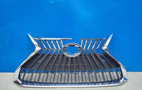 Lexus ES VII XZ10 Front bumper upper radiator grill 53115-33070