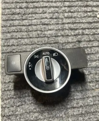 Mercedes-Benz E W212 Light switch A2129050551 10091531