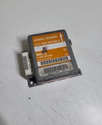 Audi A4 S4 B5 8D Airbag control unit/module 8A0959655C 0285001038 96T0754378