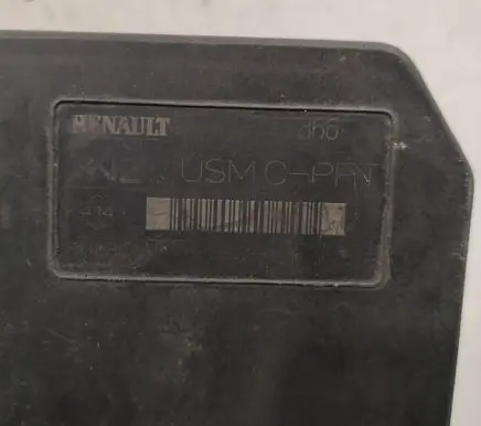 Renault Megane II BSM Control unit 