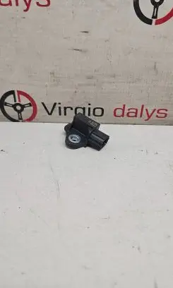 Renault Kadjar Airbag deployment crash/impact sensor 988303RA0A 09062015 3RA15906B19B
