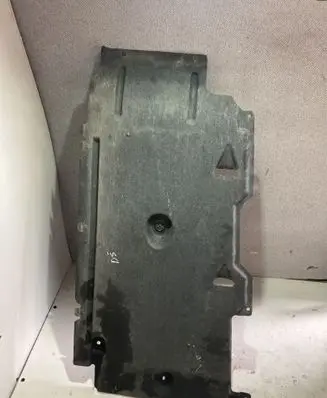 Volvo V40 Rear underbody cover/under tray 