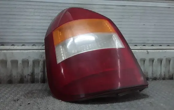 Opel Zafira A Rear/tail lights